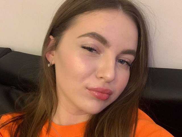 صورة الملف الشخصي -Alexa-18-