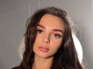 دردشة الفيديو المثيرة -NeoN-BabY-