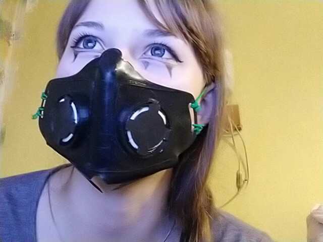 لقطات البث Miss_Cinnabon