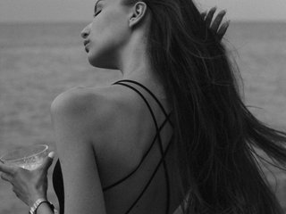 دردشة الفيديو المثيرة -WitchBlades-