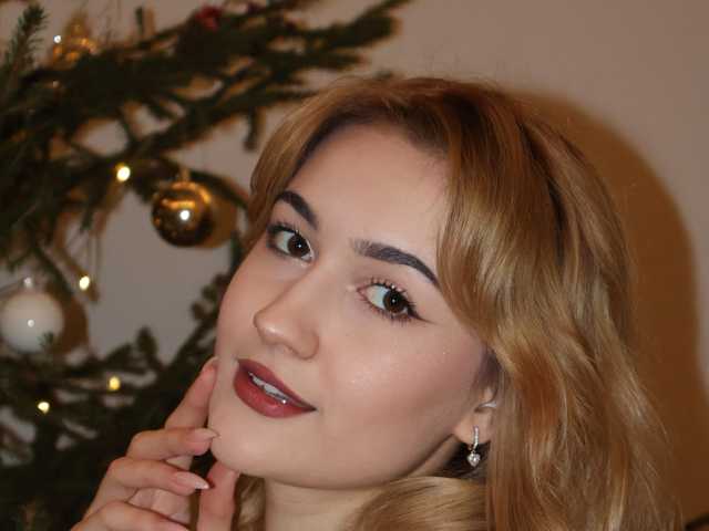 صورة الملف الشخصي -Lana-Chester-