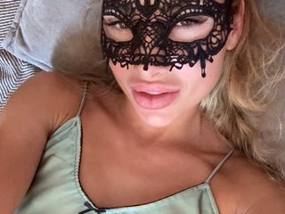 دردشة الفيديو المثيرة LiyaSilvers