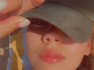 دردشة الفيديو المثيرة -TheOne-K