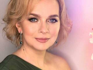 دردشة الفيديو المثيرة ametist18