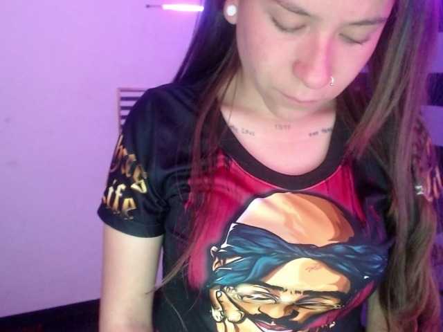 لقطات البث 1ashley