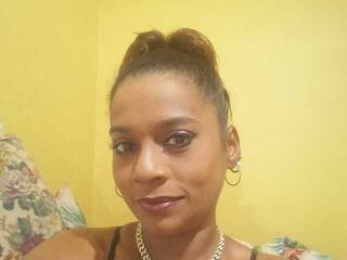 دردشة الفيديو المثيرة 1FiestyAlpha69