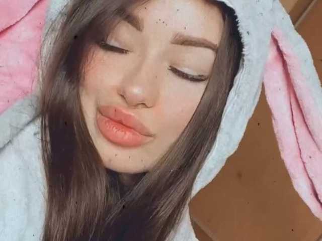 صورة الملف الشخصي 1RubyLips