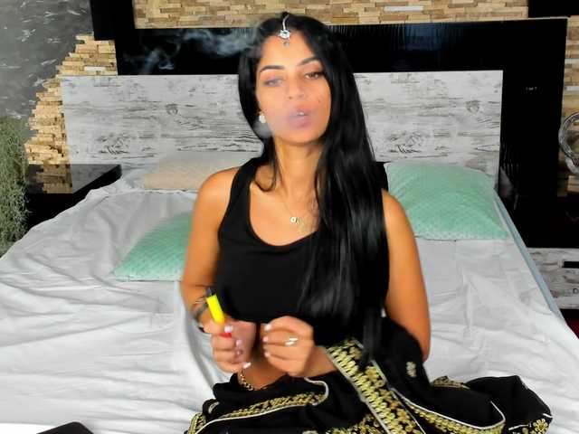 لقطات البث aadelle