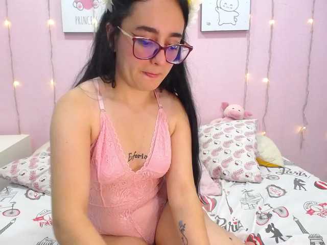 الصور Aaliss-coy ⭐️❤️​Play ​with ​my ​little ​pussy ​and ​make ​me ​very ​hot❤️⭐#​teen #​daddy #​cum #​smalltits