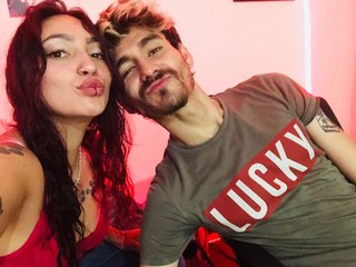 دردشة الفيديو المثيرة Aaronandelizabeth