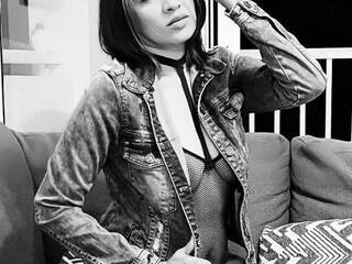 دردشة الفيديو المثيرة abby-latin