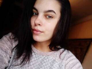 دردشة الفيديو المثيرة AbilenaSky