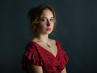 دردشة الفيديو المثيرة AdalynGlow