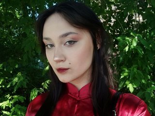 دردشة الفيديو المثيرة MiaMisty