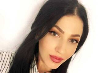 دردشة الفيديو المثيرة Adda-Maris