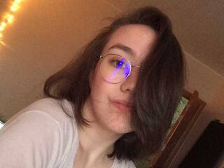 دردشة الفيديو المثيرة AddictedLover