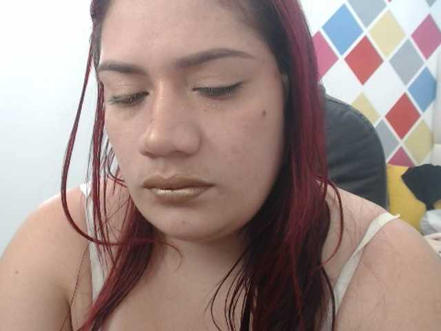 لقطات البث AdelePaterson