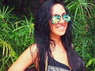 دردشة الفيديو المثيرة adeliay