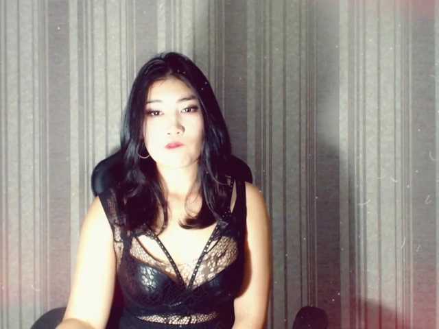 لقطات البث adellasweety