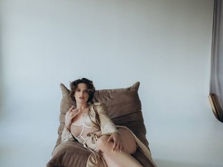 دردشة الفيديو المثيرة AdelRay