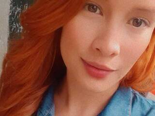 دردشة الفيديو المثيرة adharasuniver