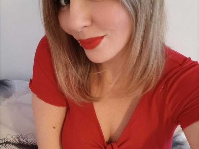 صورة الملف الشخصي AdriannaLove