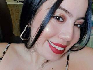 دردشة الفيديو المثيرة AfroditaRoss