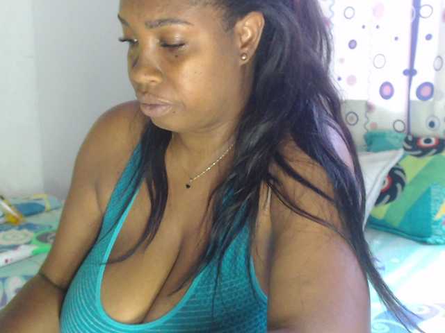 الصور agatafox #mature #ebony #big tits #play lovense #latina #lovense