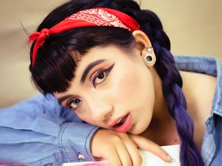 دردشة الفيديو المثيرة AgathaAiko