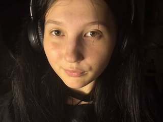 دردشة الفيديو المثيرة AideLandaker