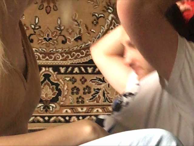 لقطات البث AimeeAh