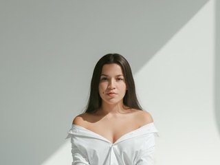 دردشة الفيديو المثيرة aishaclauss