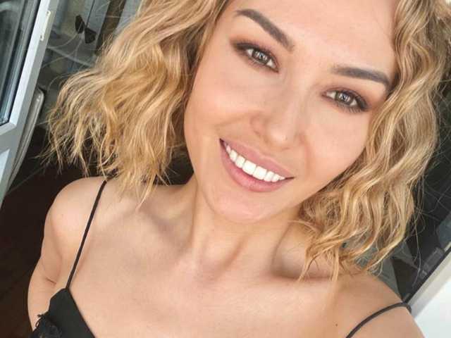 صورة الملف الشخصي AishaMoon