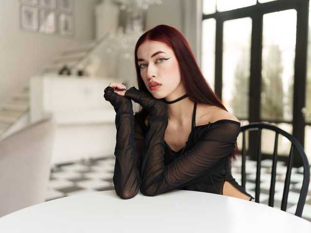 صورة الملف الشخصي AishaVeber
