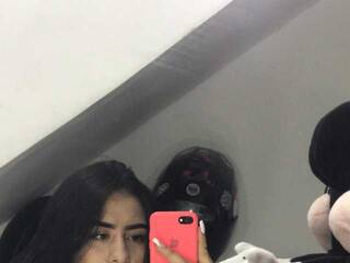 دردشة الفيديو المثيرة aitana-012