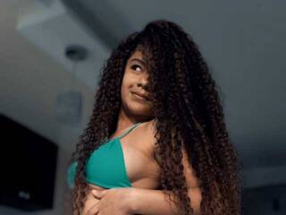 دردشة الفيديو المثيرة alana-lolly