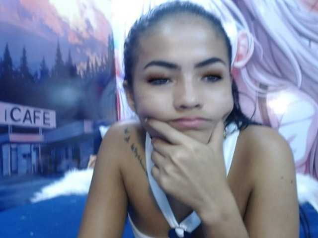 لقطات البث AlanaFonseca