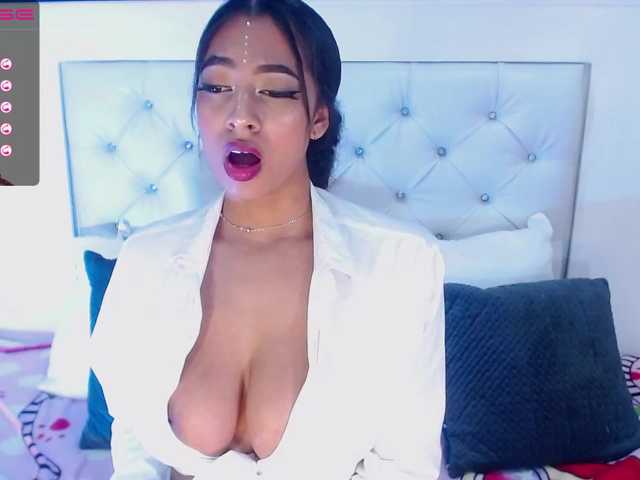لقطات البث AlanaFox