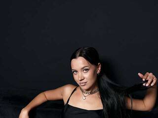 دردشة الفيديو المثيرة AlanaMell