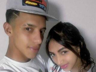 دردشة الفيديو المثيرة AlanayDiego