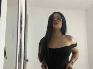 دردشة الفيديو المثيرة ALASKA-JONES