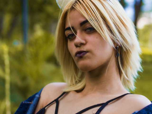 صورة الملف الشخصي AlaskaQueen