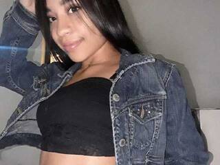 دردشة الفيديو المثيرة AlessaWhite