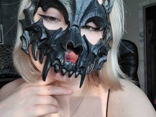 دردشة الفيديو المثيرة Lyine