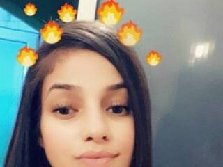 دردشة الفيديو المثيرة ALESWEET