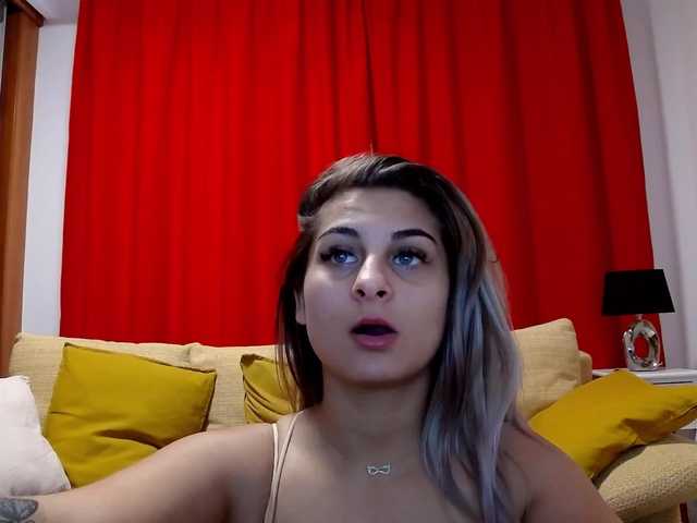 لقطات البث alexia-playgirl