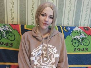 دردشة الفيديو المثيرة Alice-Hoffman