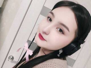 دردشة الفيديو المثيرة AliceAngell