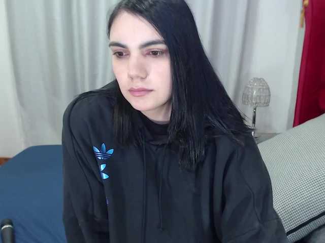 لقطات البث AliceRoss