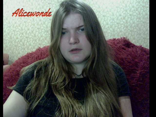 لقطات البث AliceWonde
